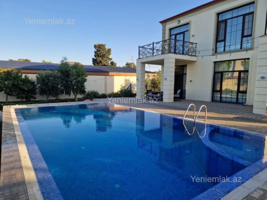 Satılır 4 otaqlı həyət evi 200 m²
