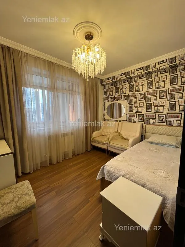 Satılır 4 otaqlı yeni tikili 145 m²