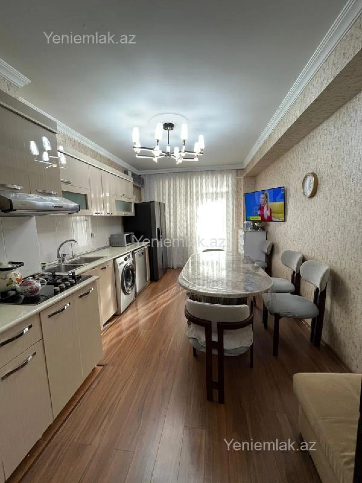 Satılır 4 otaqlı yeni tikili 145 m²