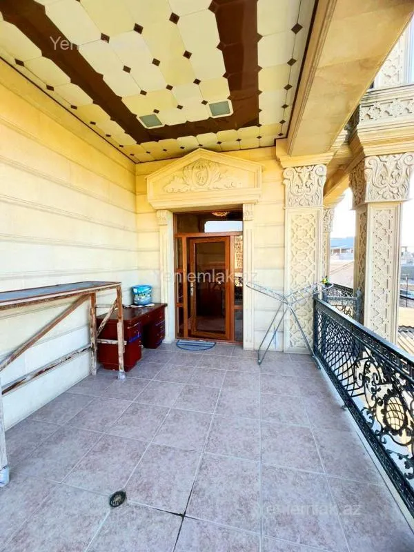 Satılır 7 otaqlı həyət evi 500 m²