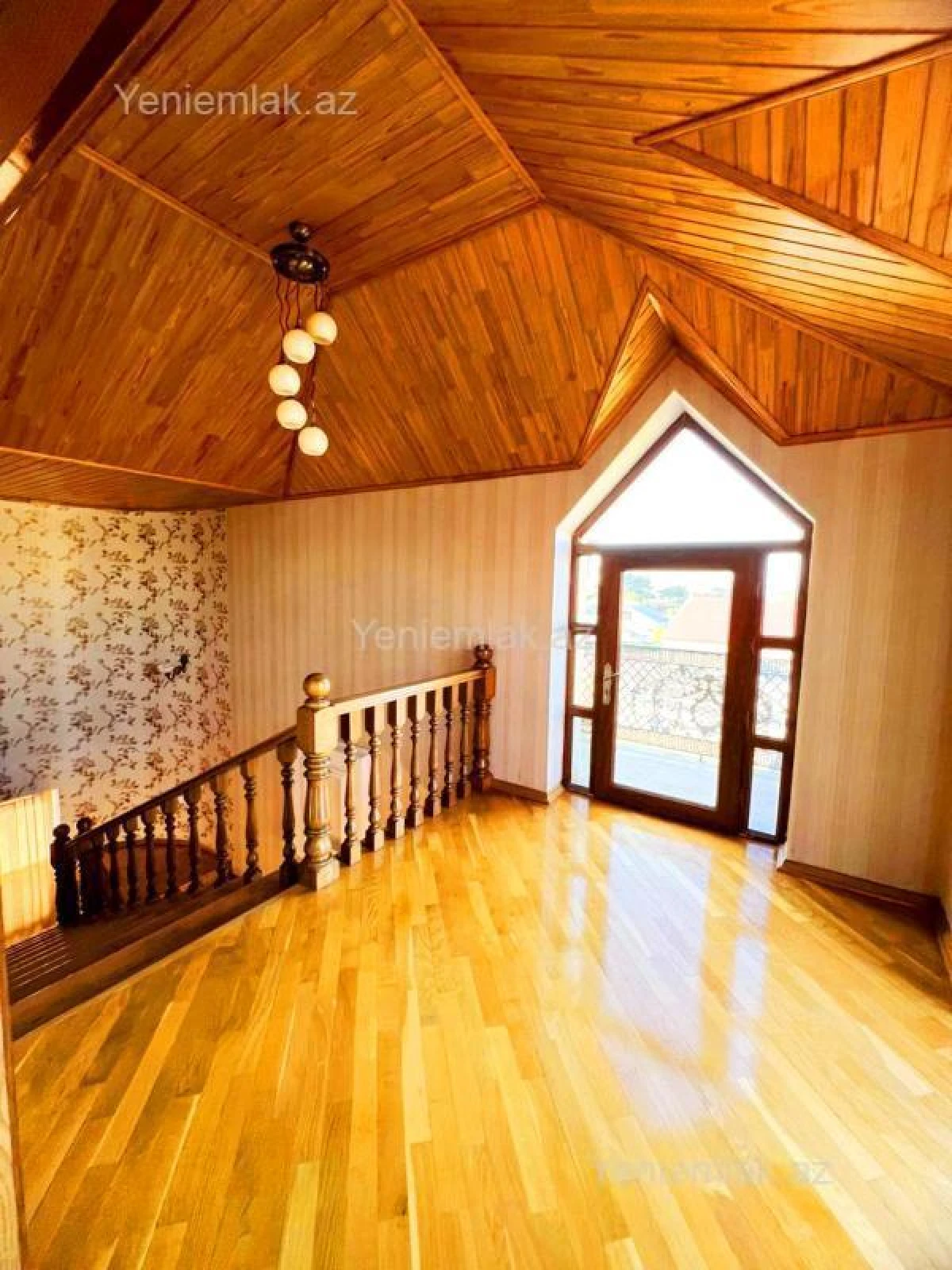 Satılır 7 otaqlı həyət evi 500 m²