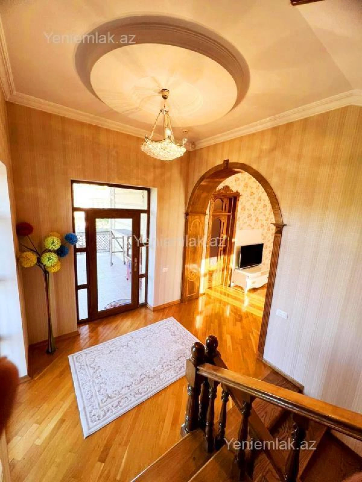 Satılır 7 otaqlı həyət evi 500 m²