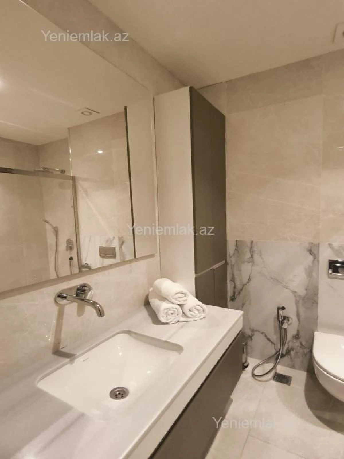 Satılır 2 otaqlı yeni tikili 105 m²