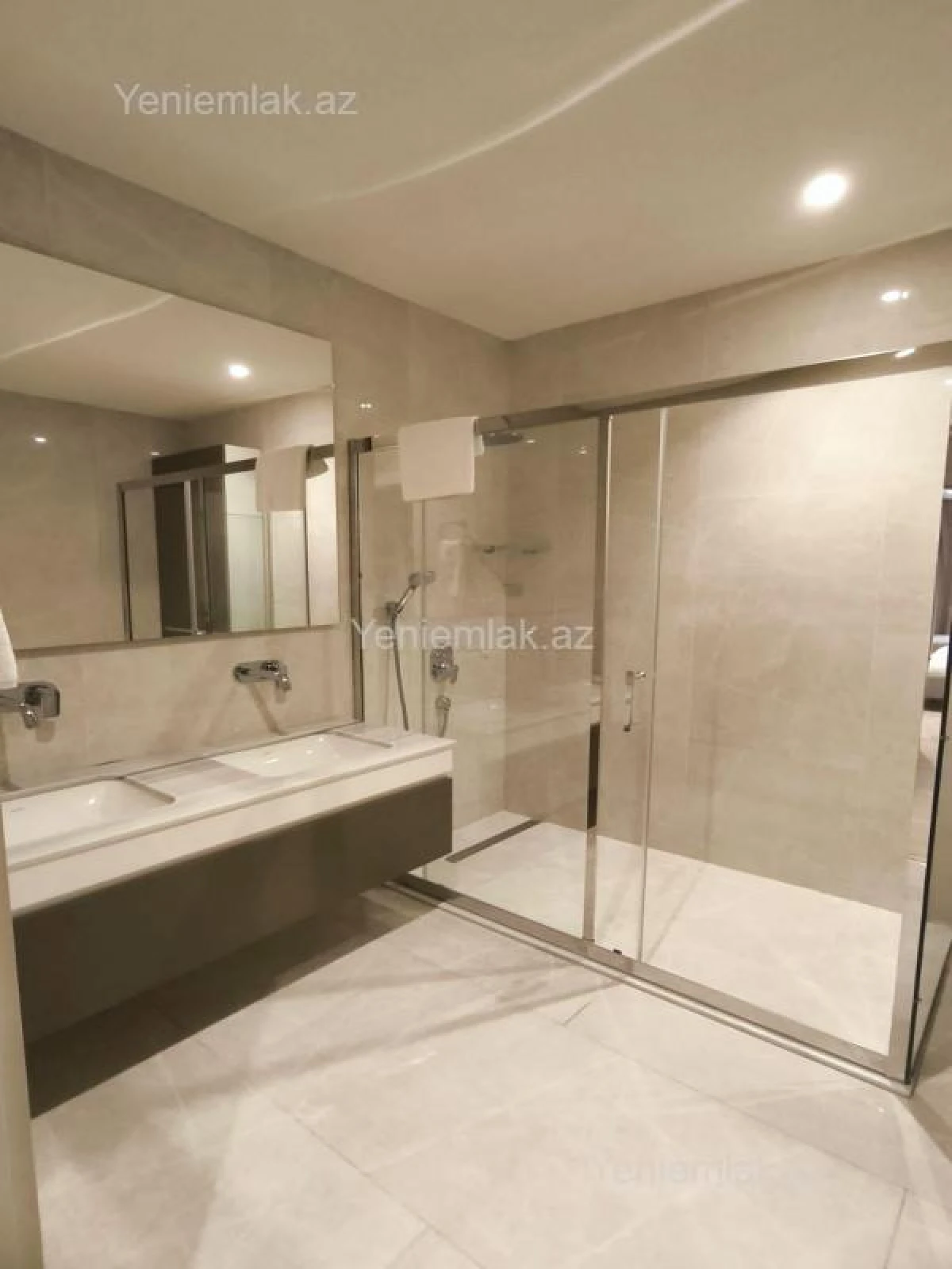 Satılır 2 otaqlı yeni tikili 105 m²