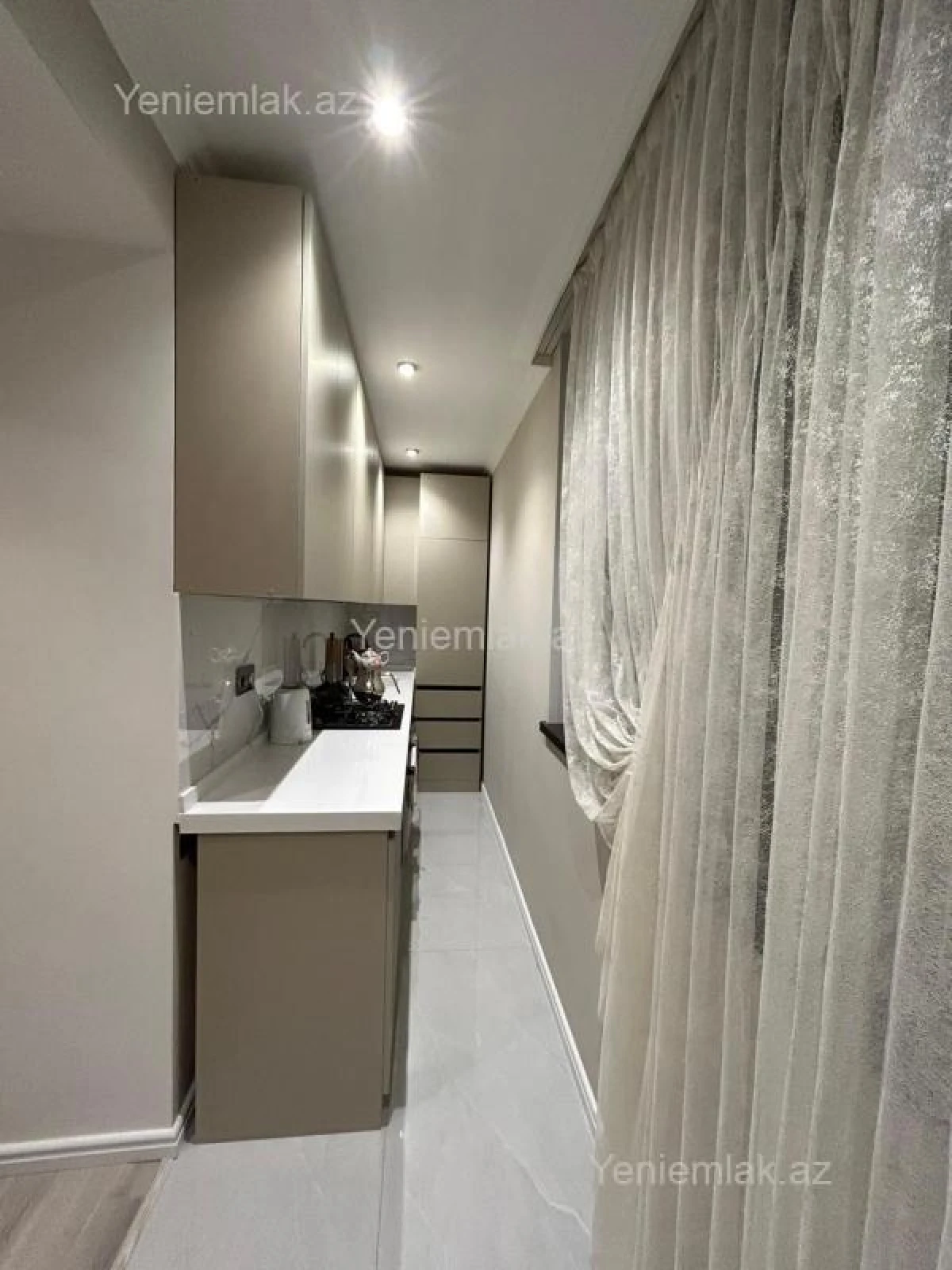 Satılır 3 otaqlı köhnə tikili 65 m²
