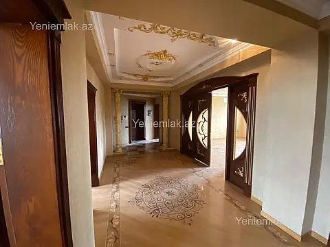 Satılır 5 otaqlı köhnə tikili 180 m² — Bakı, Yasamal 5 otaq 180.00 m²