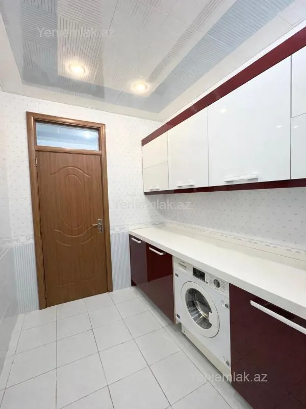 Satılır 6 otaqlı həyət evi 600 m²