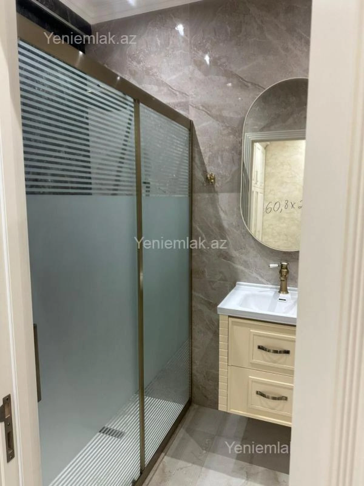 Satılır 3 otaqlı yeni tikili 190 m²