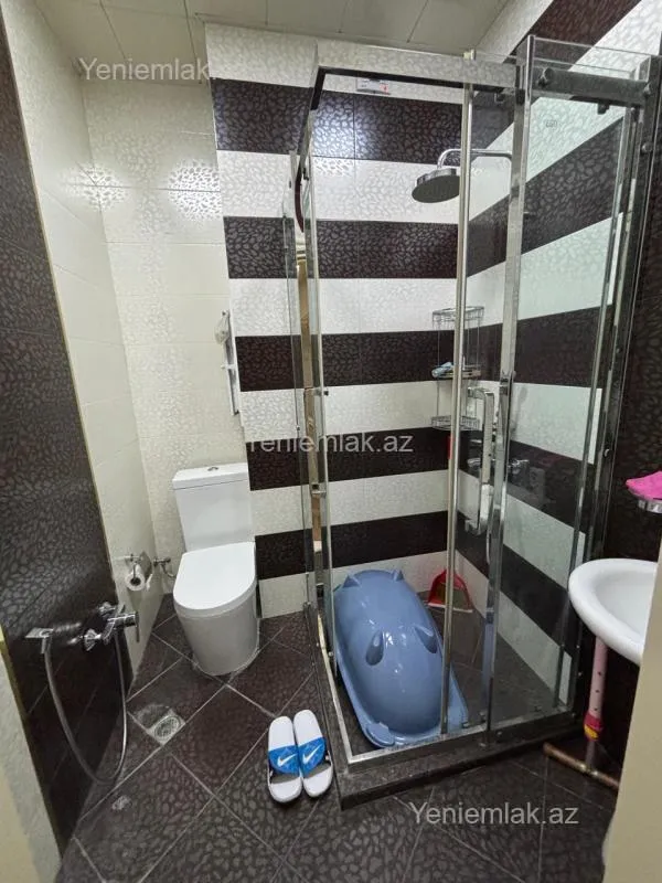 Satılır 3 otaqlı yeni tikili 100 m²