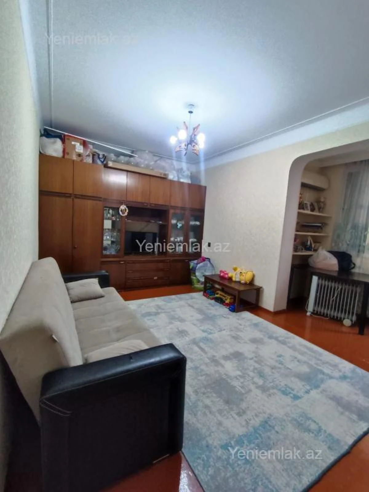 Satılır 2 otaqlı köhnə tikili 70 m²