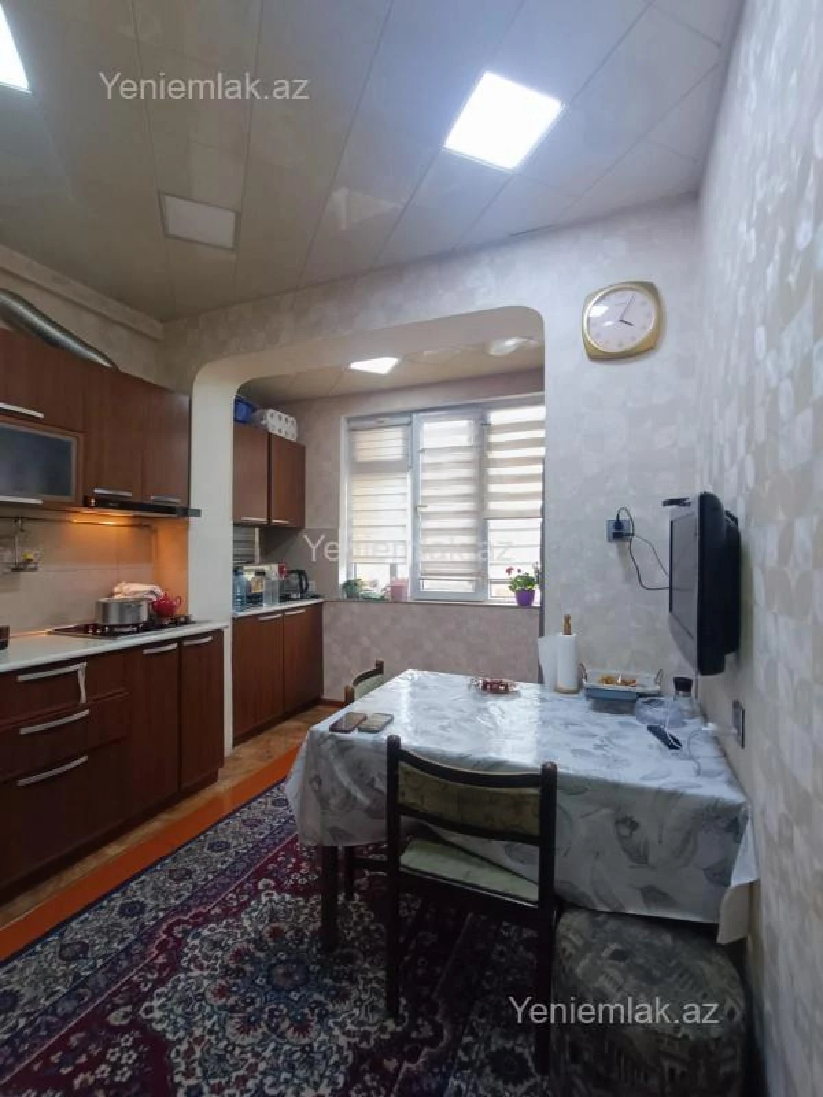 Satılır 2 otaqlı köhnə tikili 70 m²