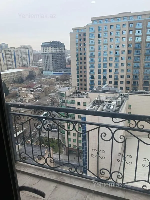 Satılır 2 otaqlı yeni tikili 62 m²