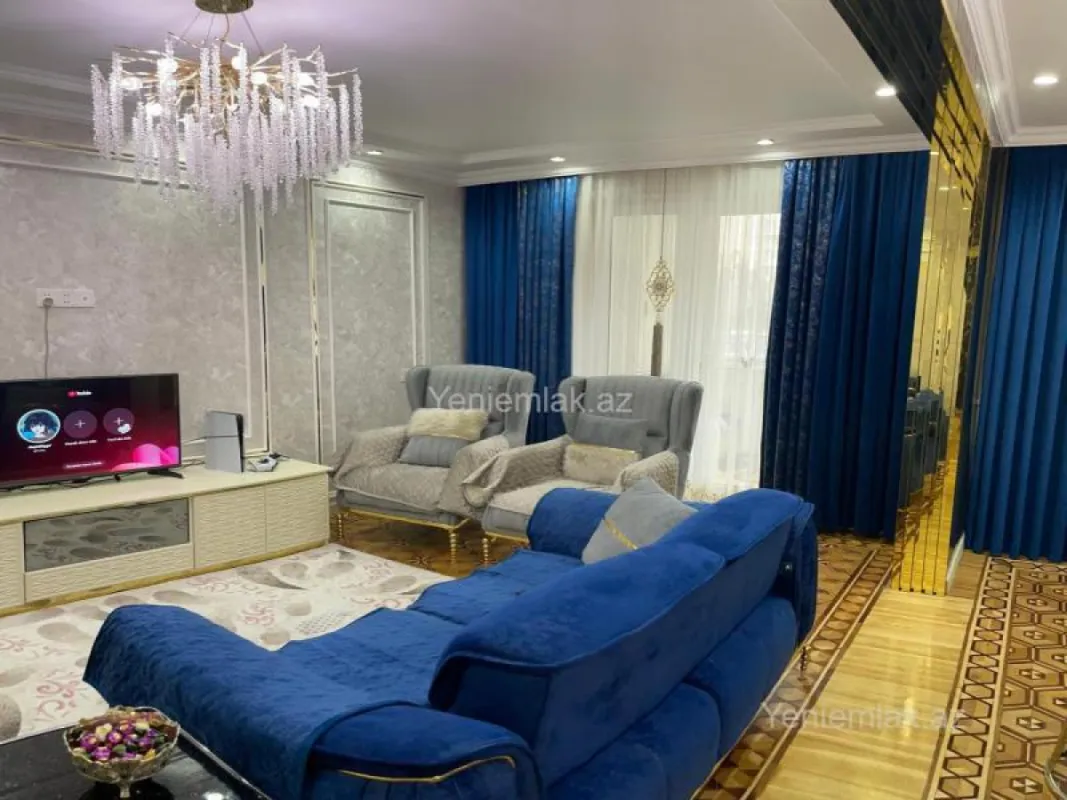 Satılır 4 otaqlı köhnə tikili 130 m²