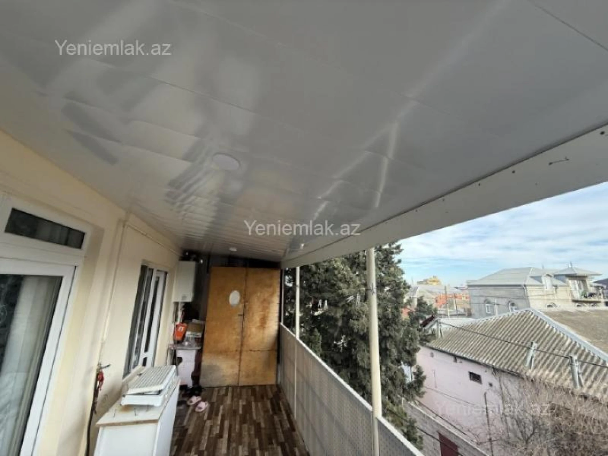 Satılır 3 otaqlı köhnə tikili 110 m²