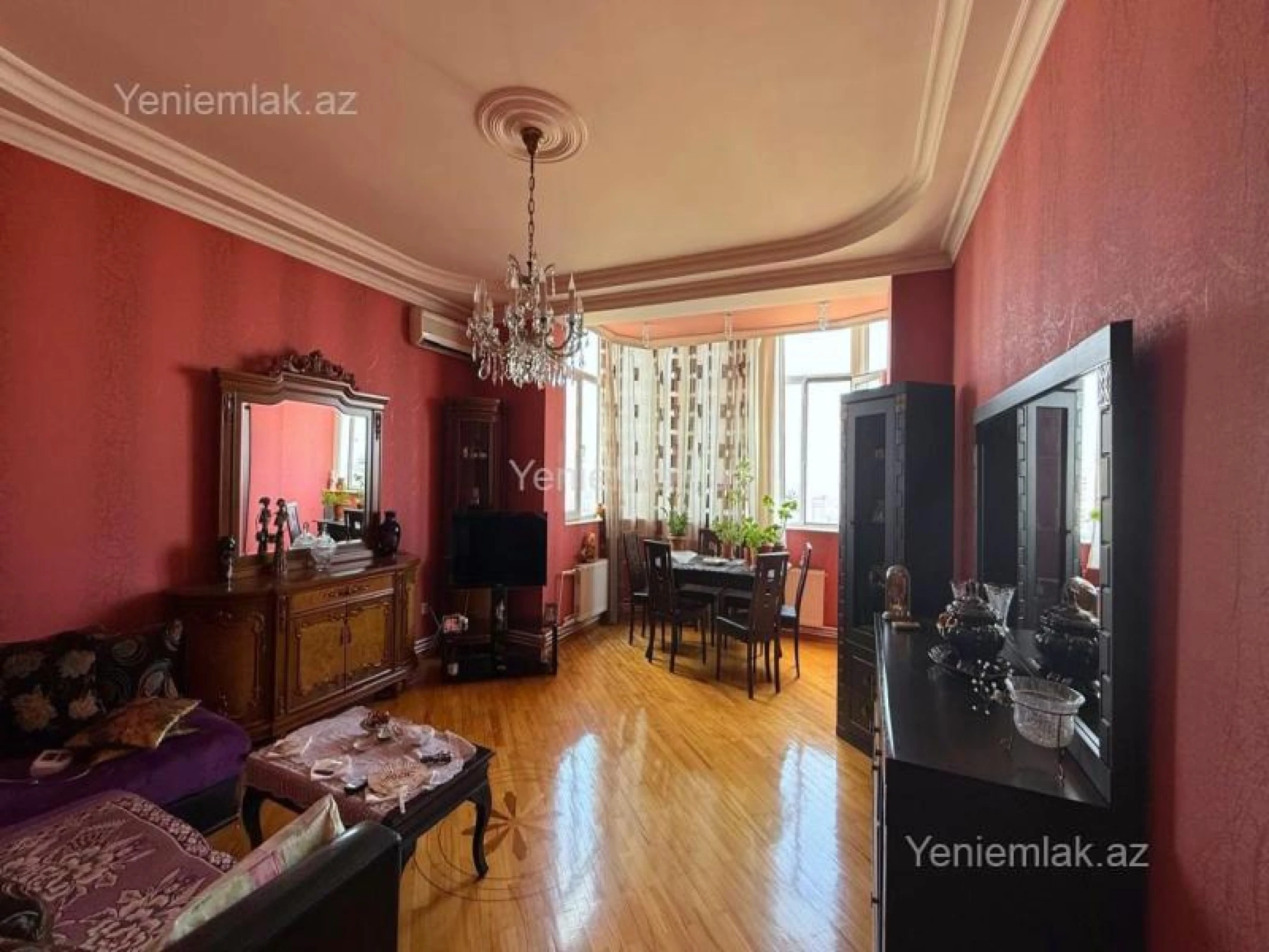 Satılır 4 otaqlı yeni tikili 140 m²