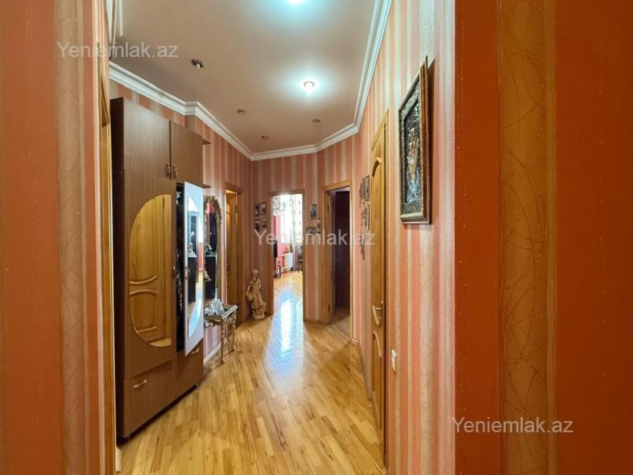 Satılır 4 otaqlı yeni tikili 140 m²