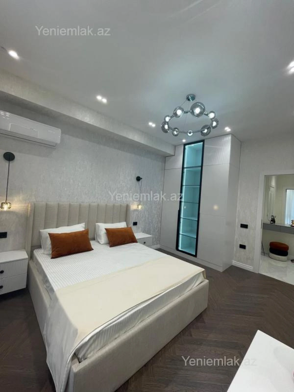 Satılır 2 otaqlı yeni tikili 60 m²