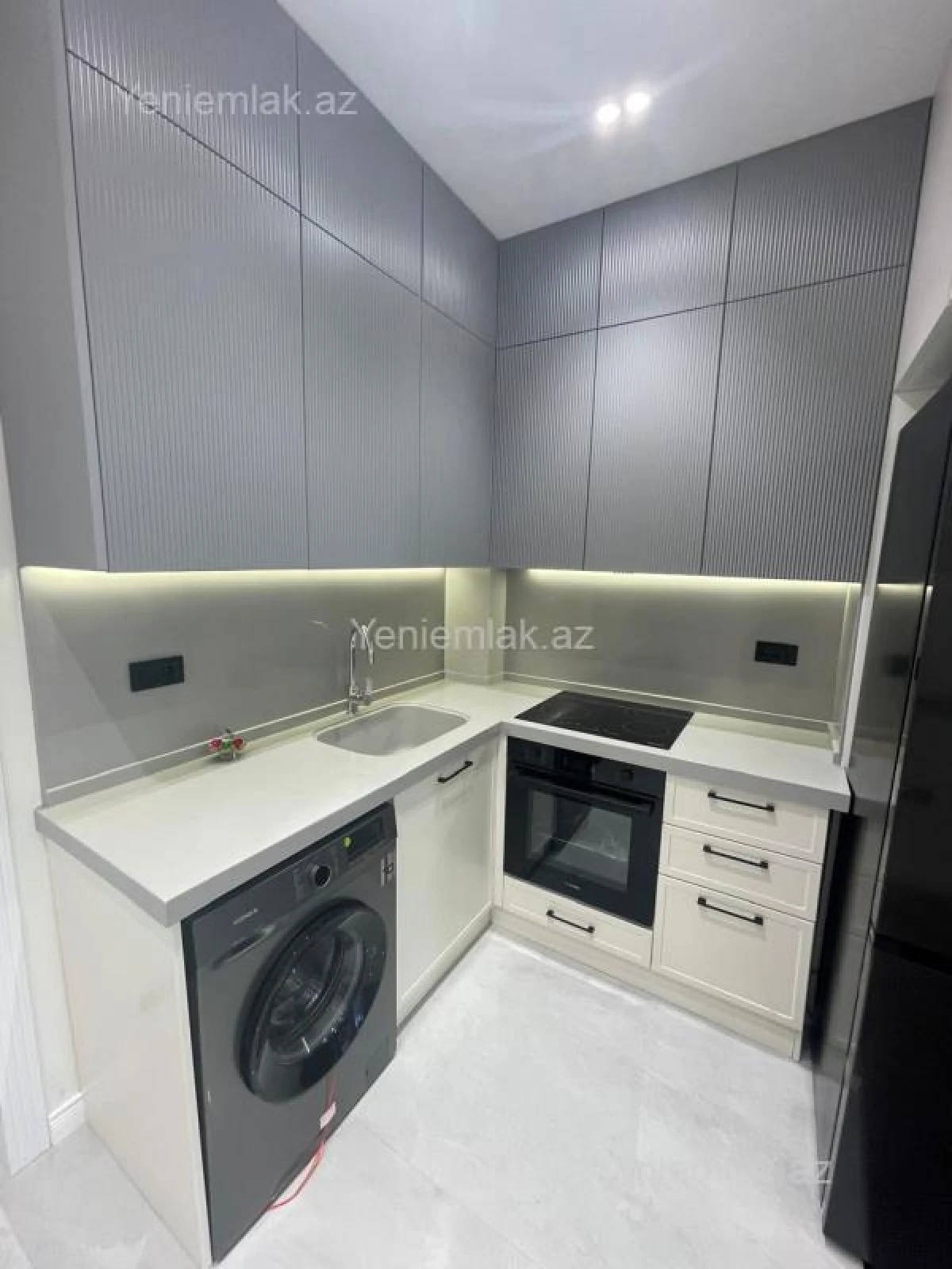 Satılır 2 otaqlı yeni tikili 60 m²