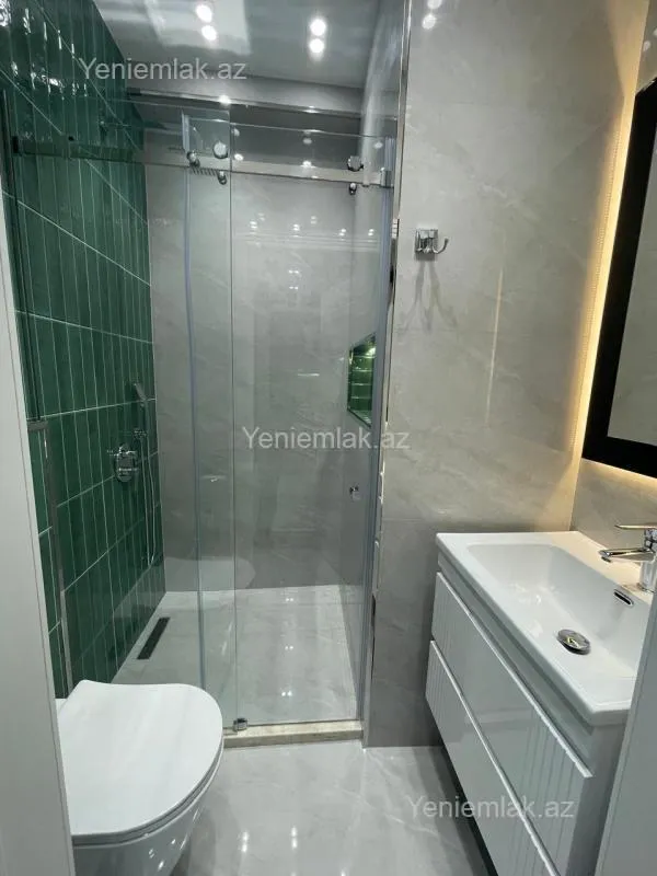 Satılır 2 otaqlı yeni tikili 60 m²