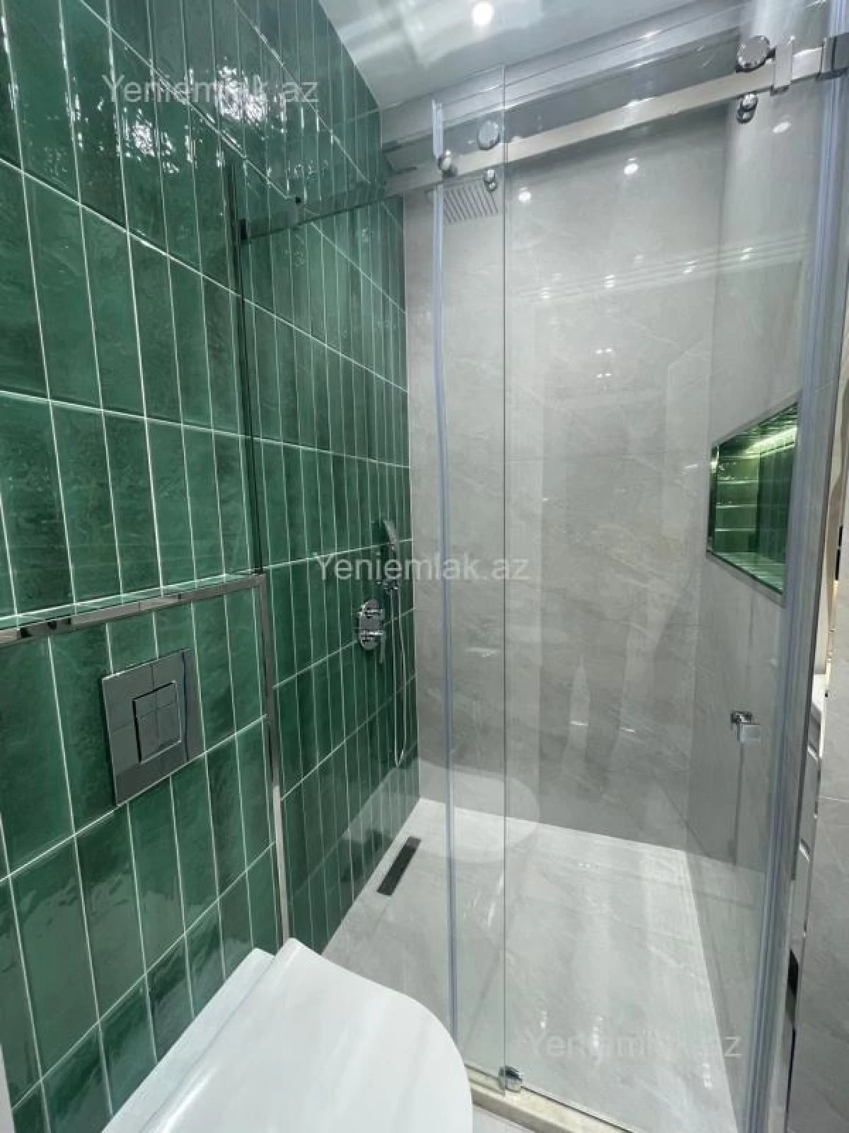 Satılır 2 otaqlı yeni tikili 60 m²