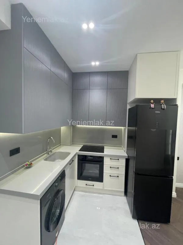 Satılır 2 otaqlı yeni tikili 60 m²