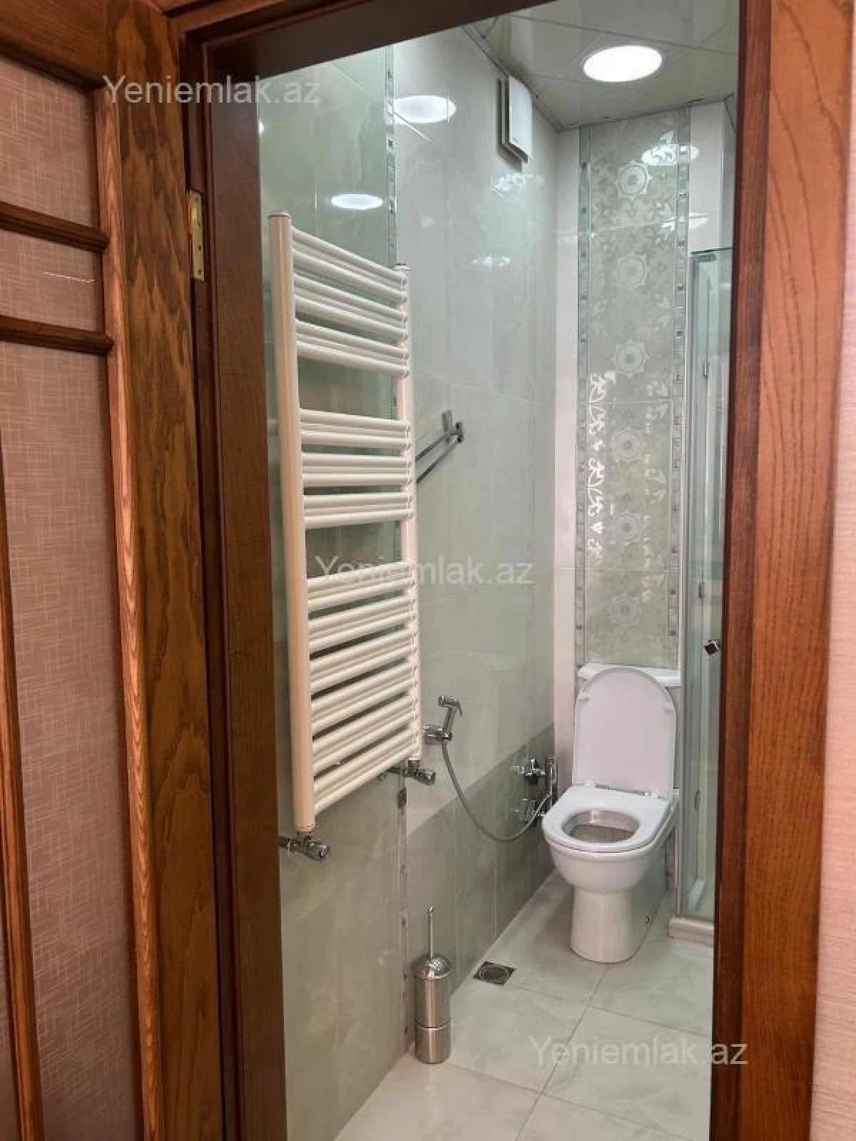 Satılır 3 otaqlı yeni tikili 145 m²