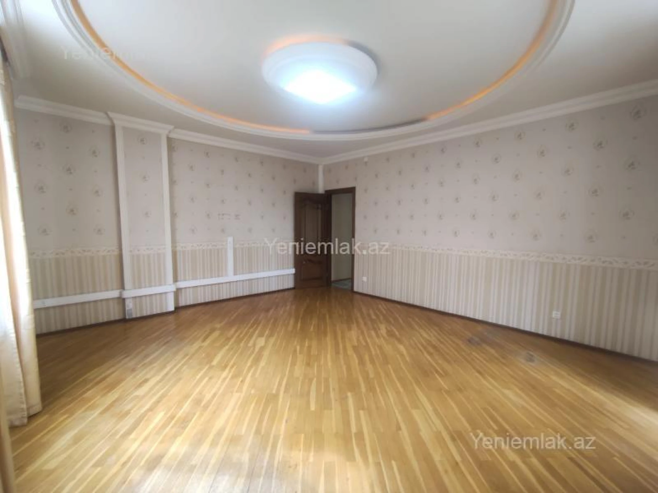 Satılır 3 otaqlı yeni tikili 122 m²