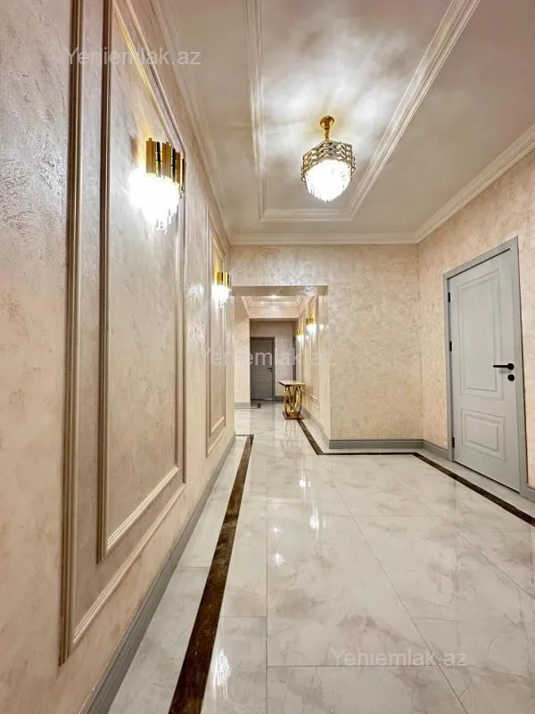 Satılır 4 otaqlı yeni tikili 205 m²