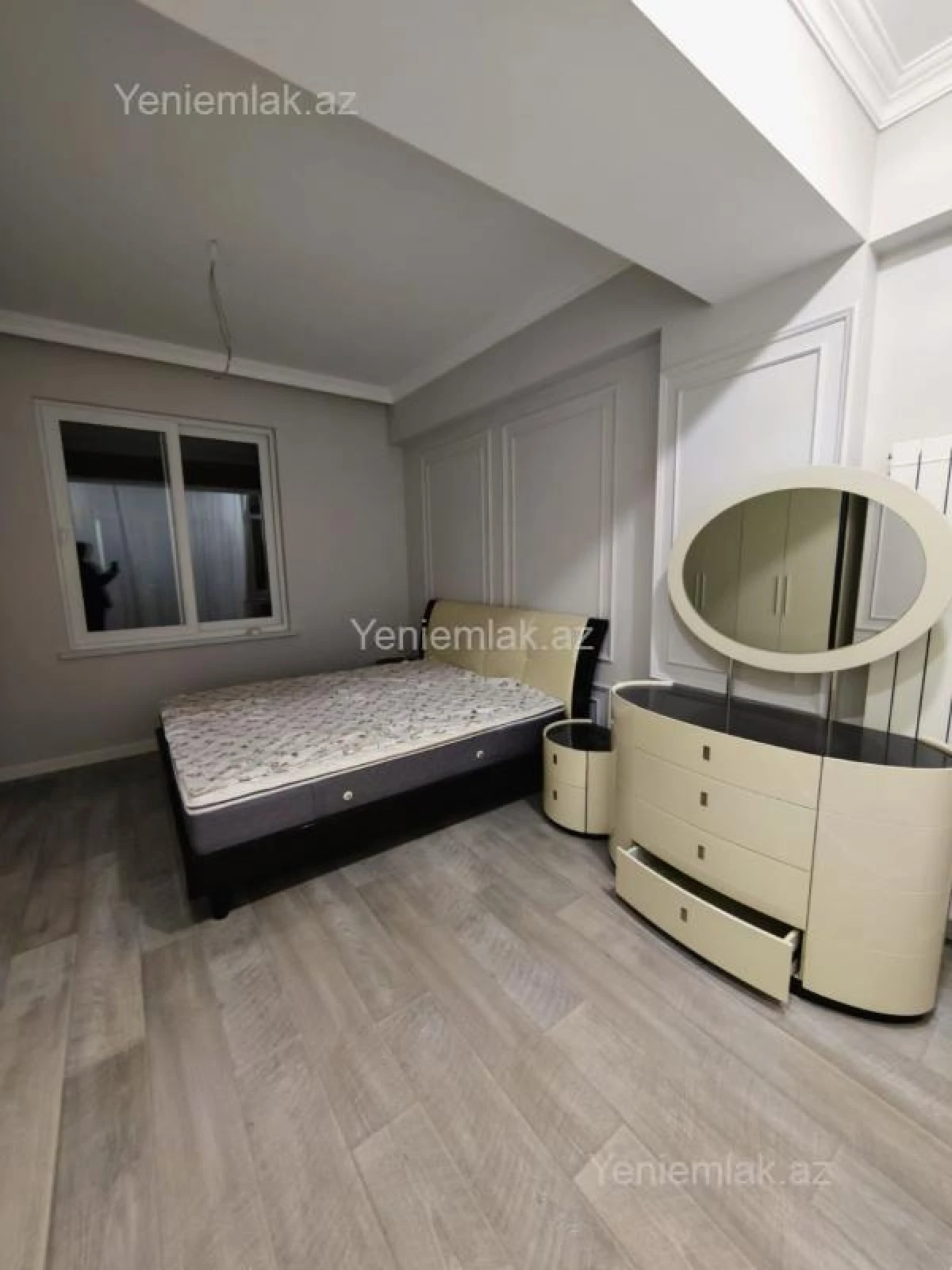 Satılır 3 otaqlı yeni tikili 115 m²