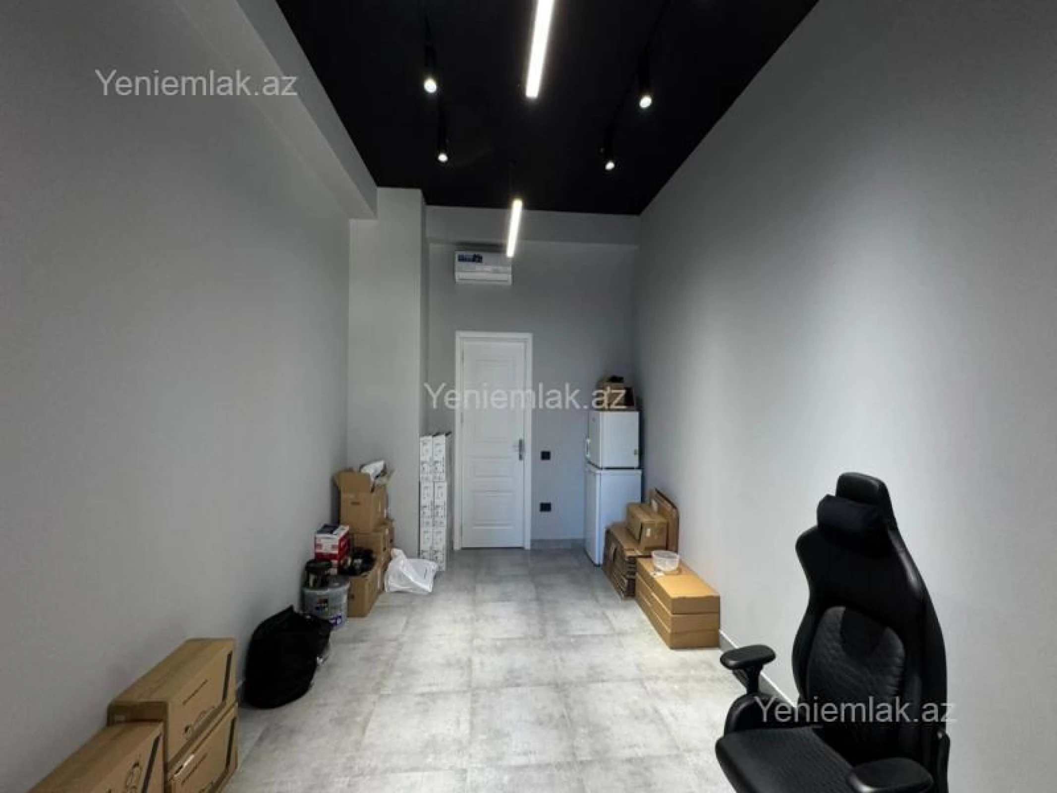 Satılır 4 otaqlı ofis 264 m²