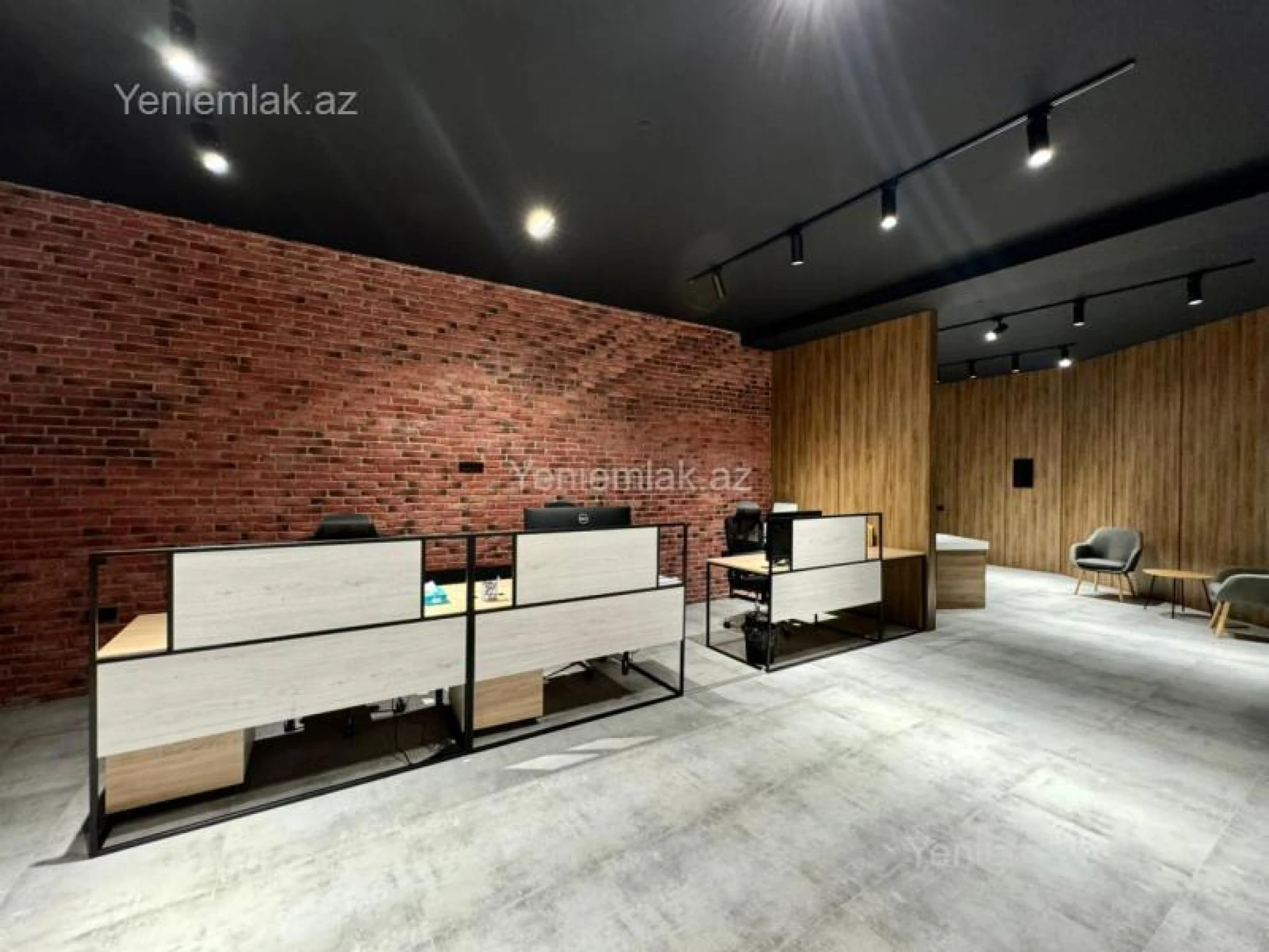 Satılır 4 otaqlı ofis 264 m²