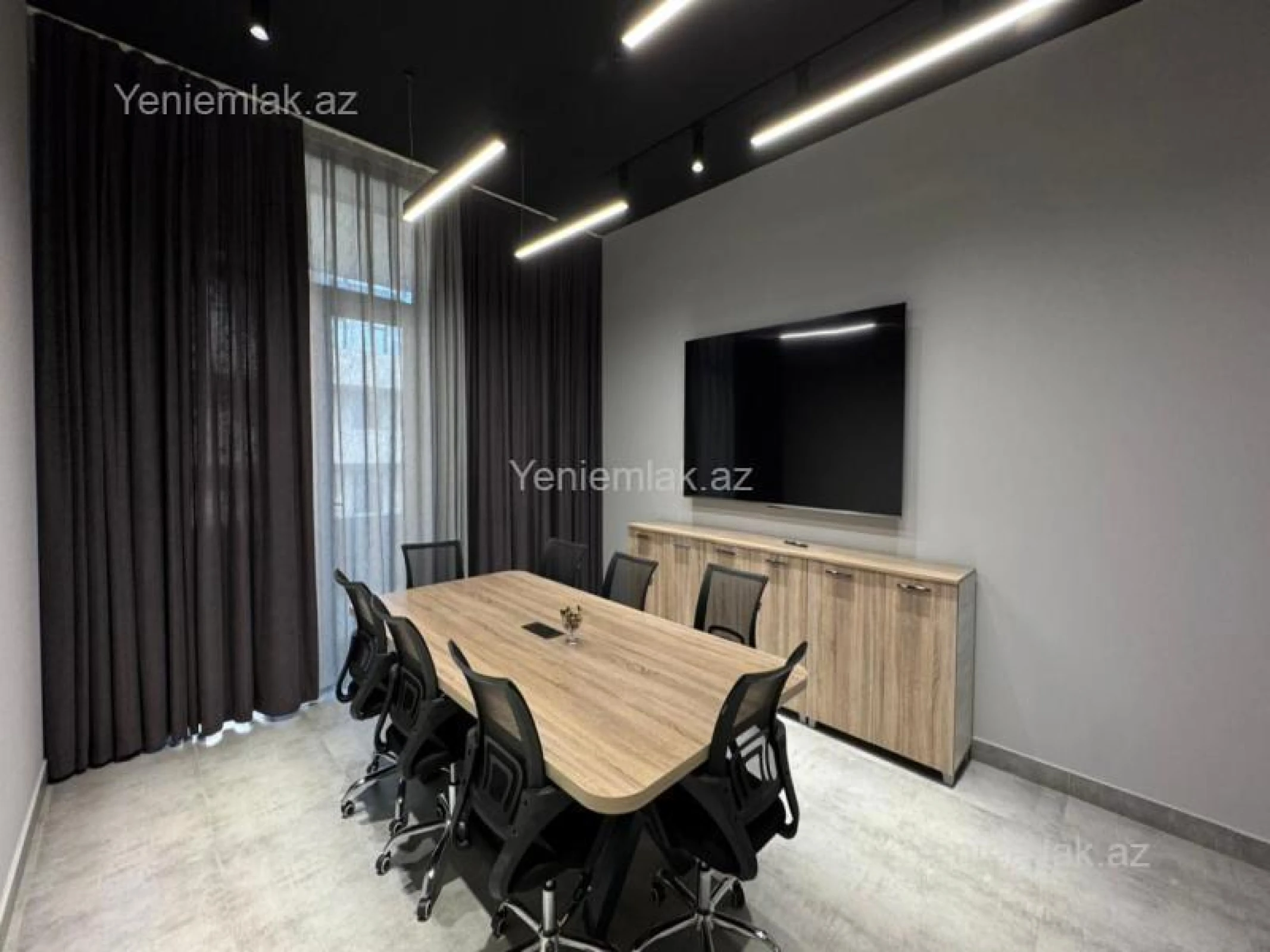 Satılır 4 otaqlı ofis 264 m²