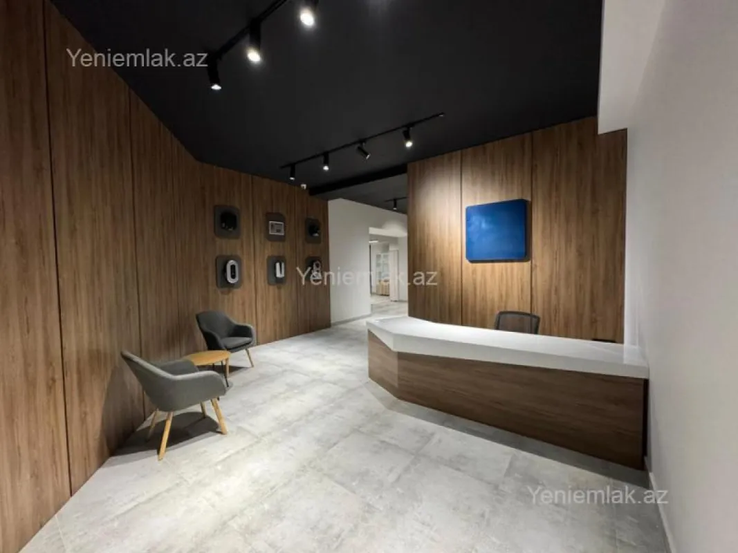 Satılır 4 otaqlı ofis 264 m²