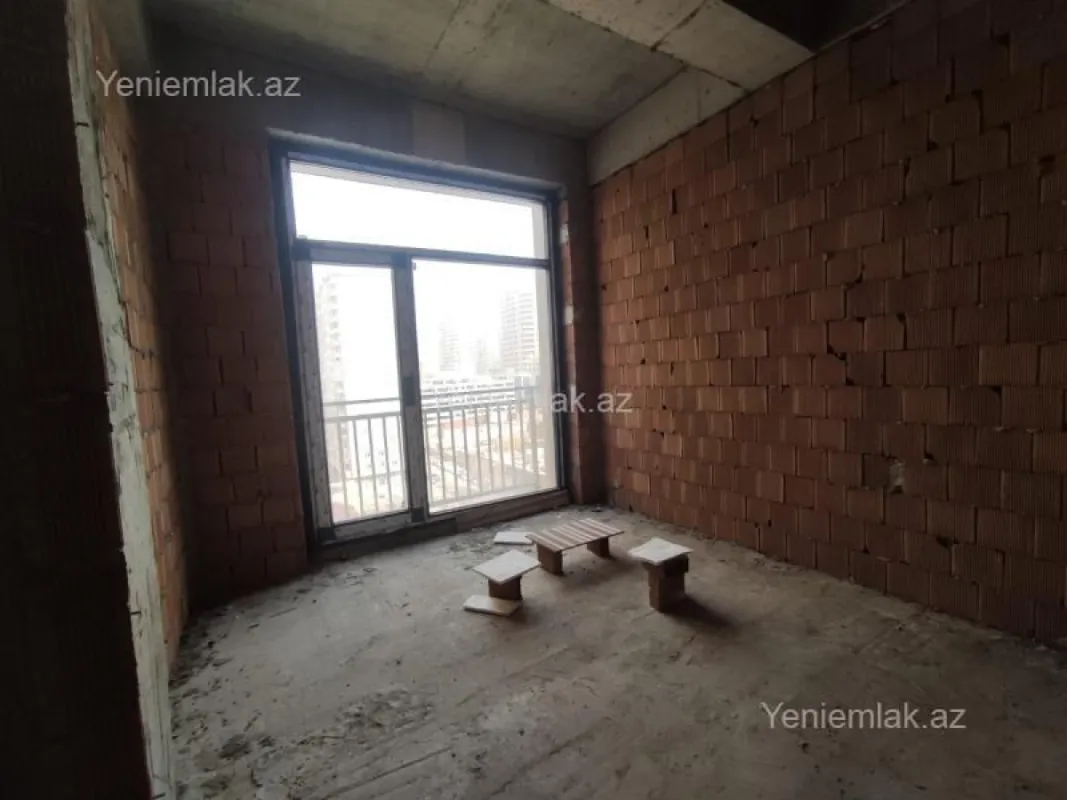 Satılır 3 otaqlı yeni tikili 155 m²