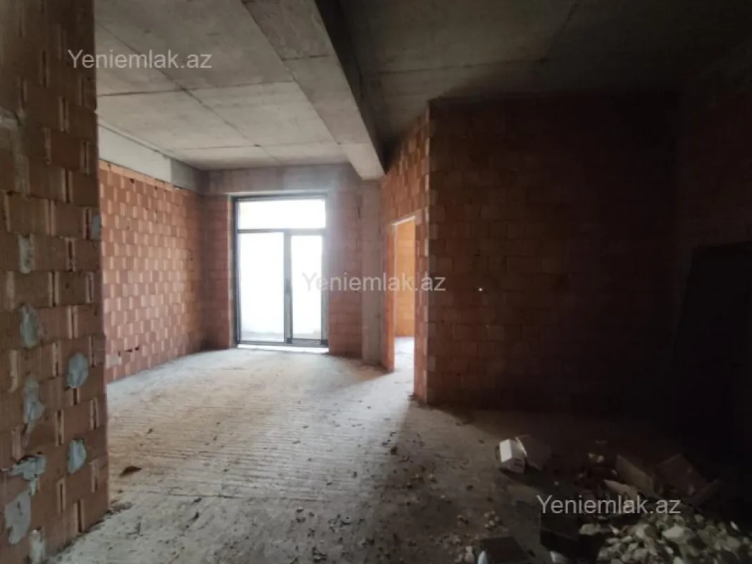 Satılır 3 otaqlı yeni tikili 155 m²