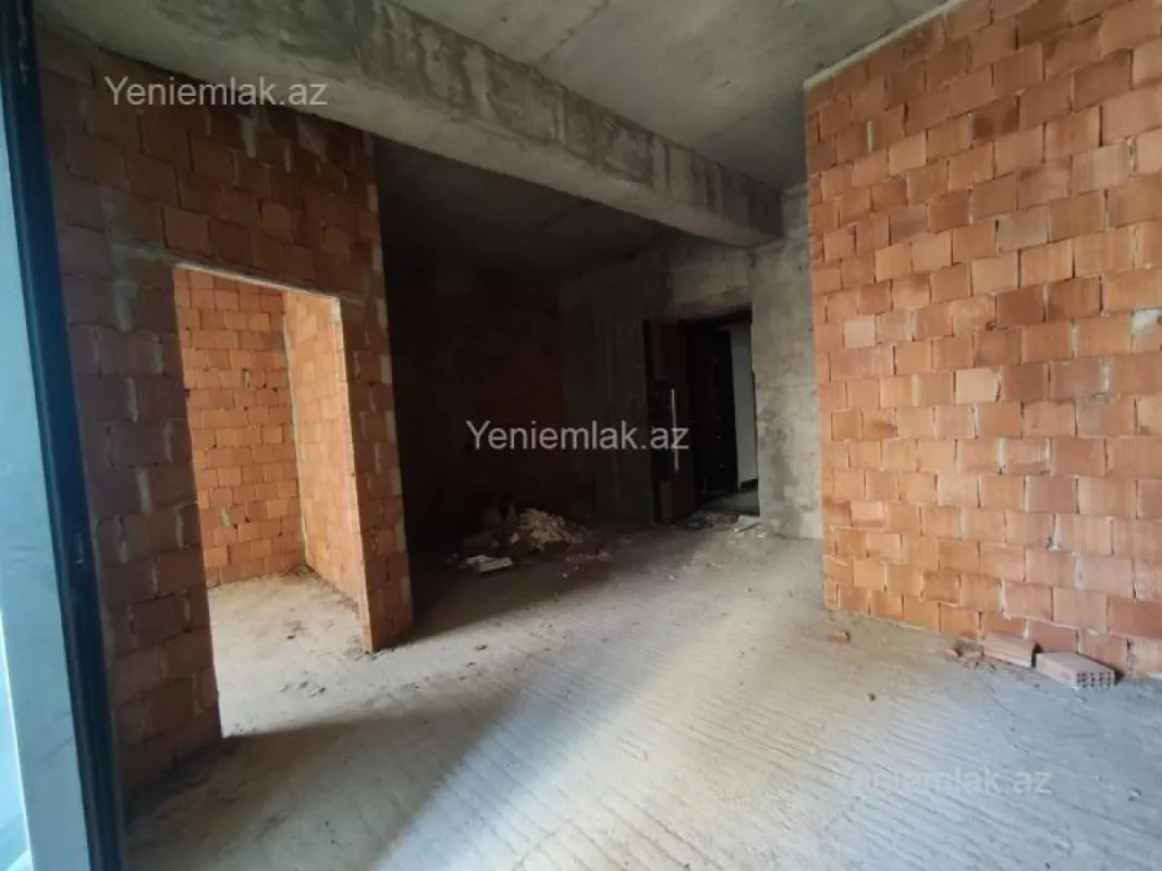 Satılır 3 otaqlı yeni tikili 155 m²