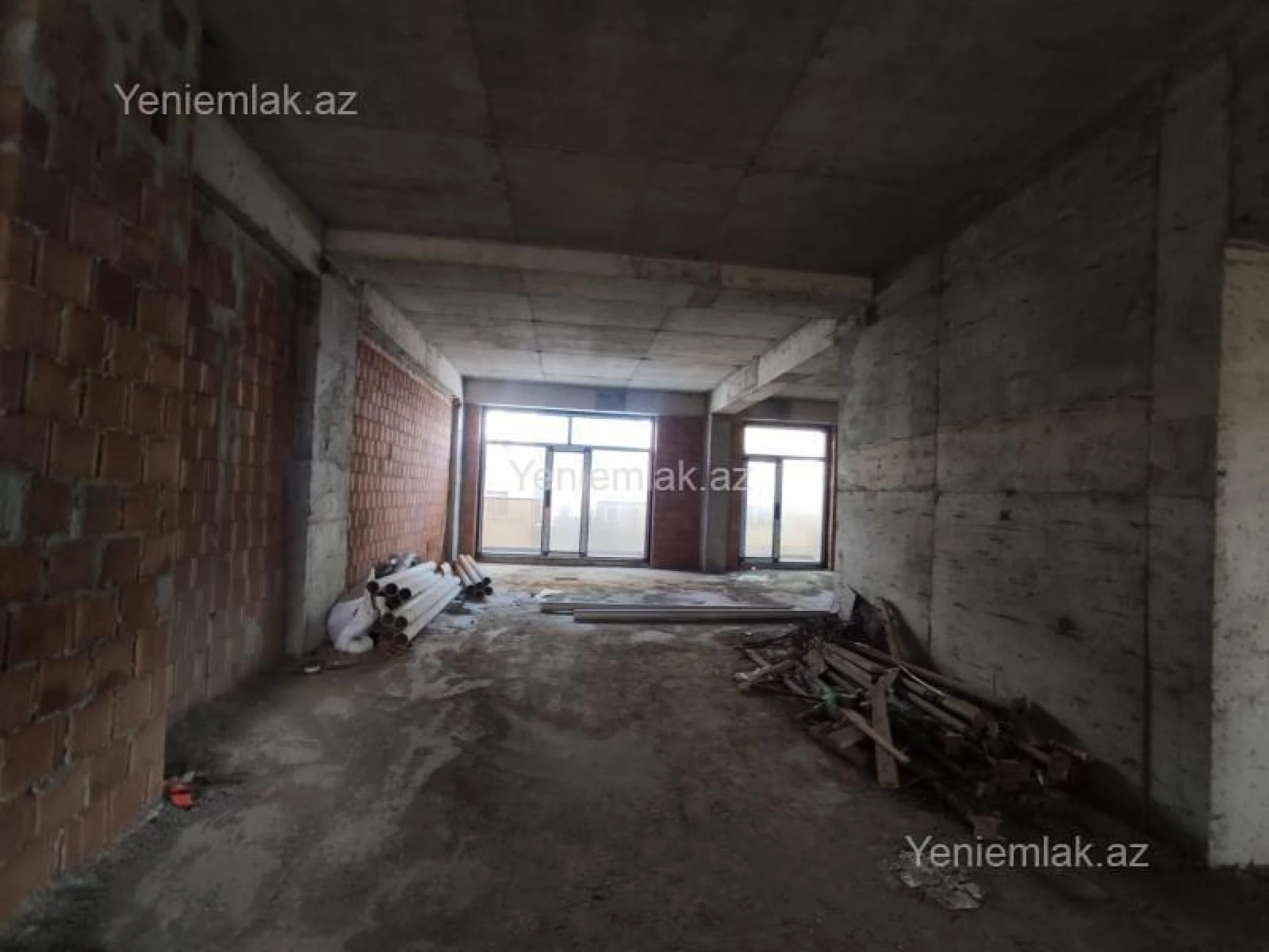 Satılır 3 otaqlı yeni tikili 155 m²