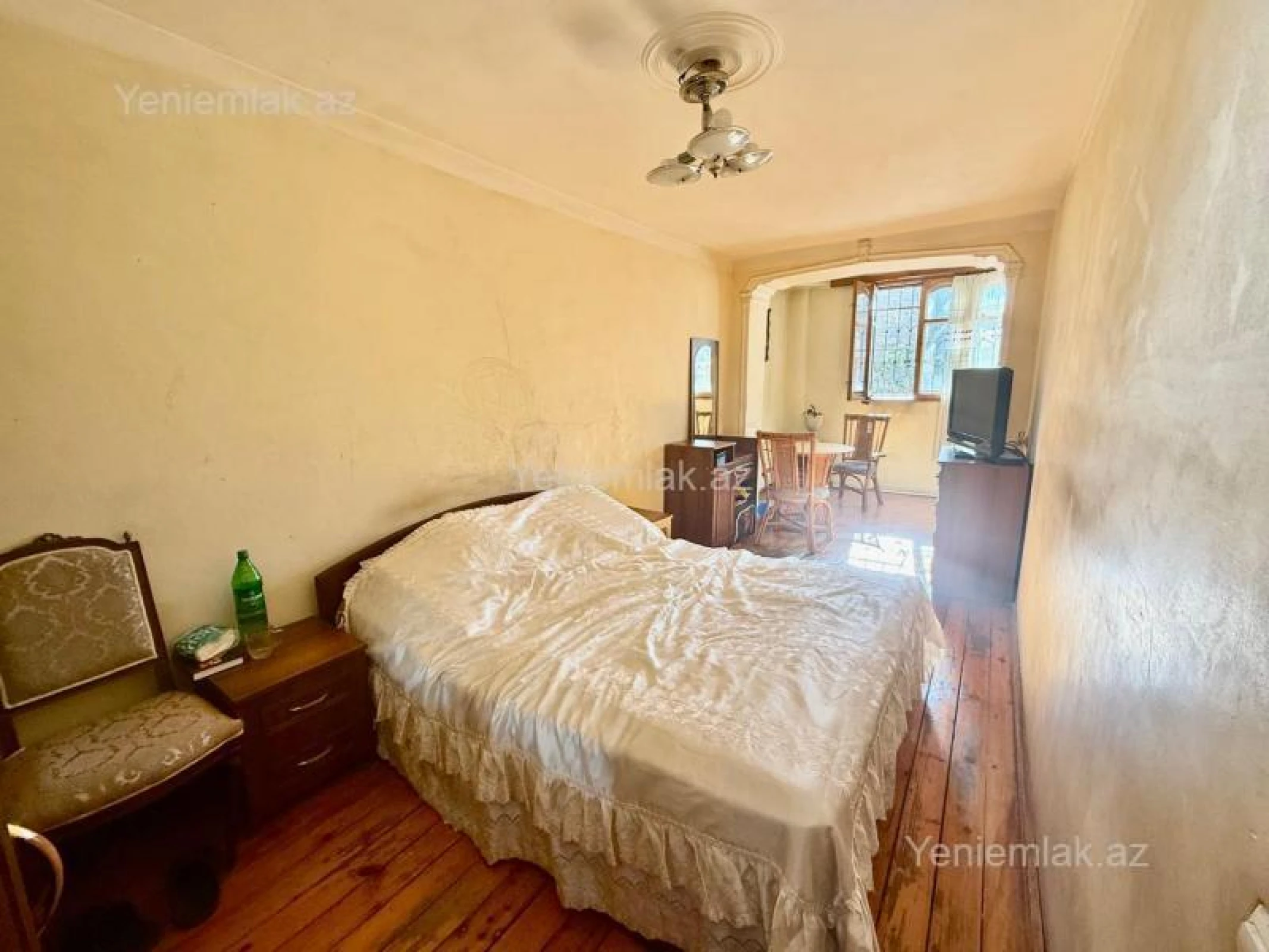 Satılır 3 otaqlı köhnə tikili 60 m²