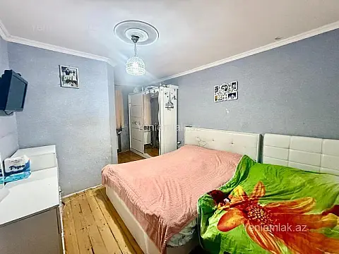 Satılır 3 otaqlı köhnə tikili 60 m²
