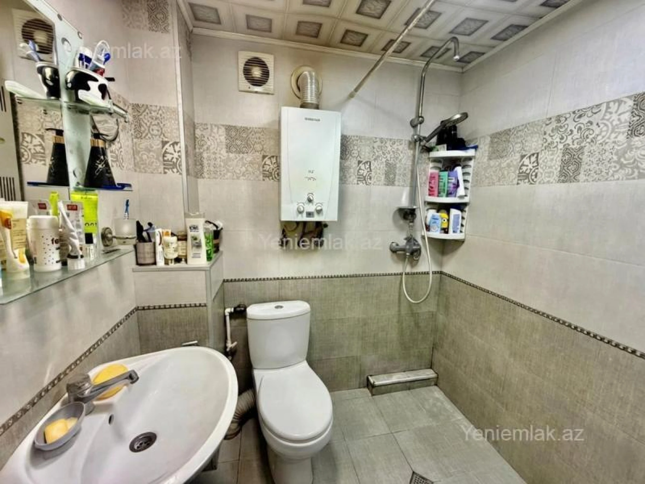 Satılır 3 otaqlı köhnə tikili 60 m²