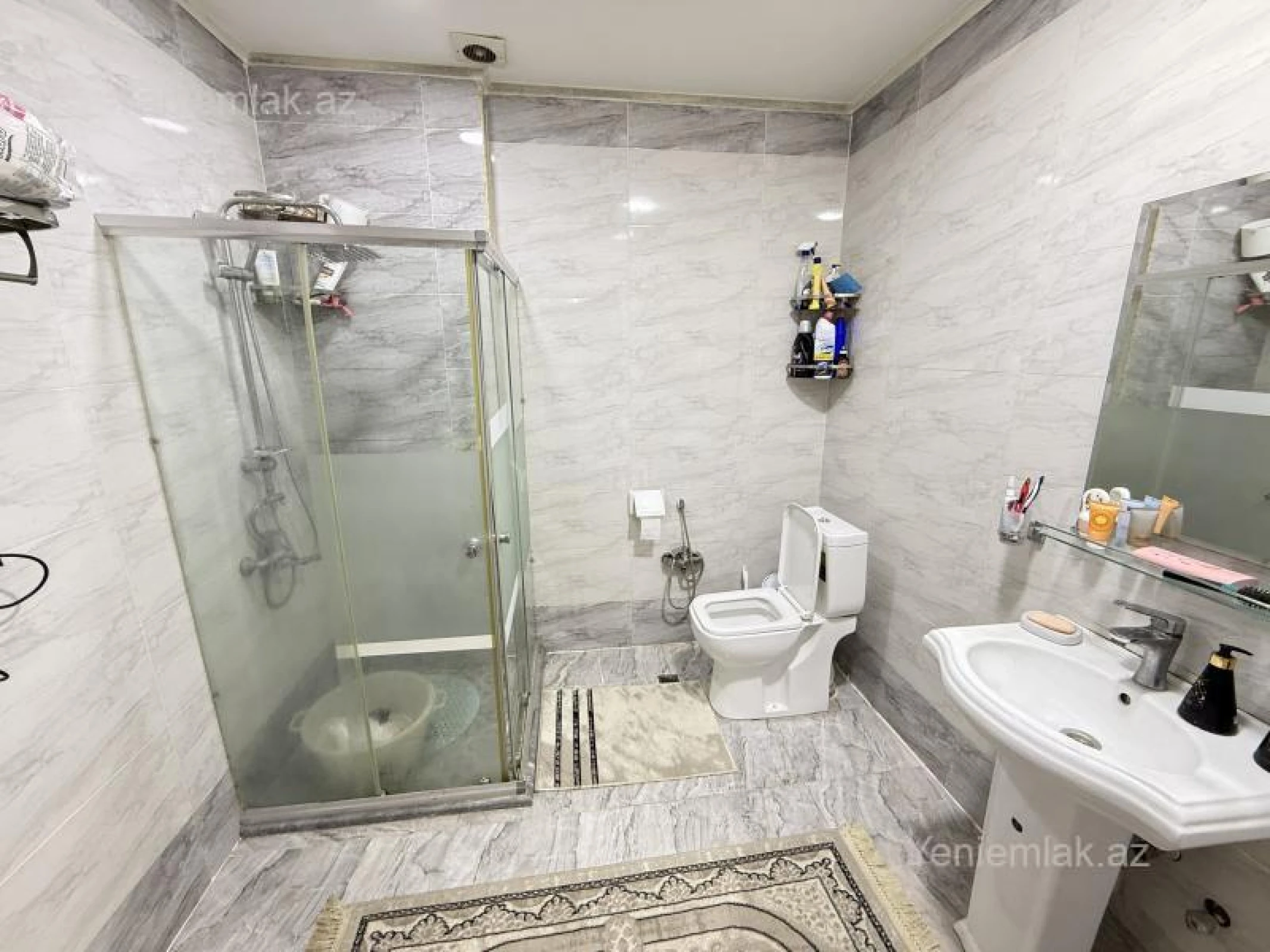 Satılır 2 otaqlı yeni tikili 65 m²