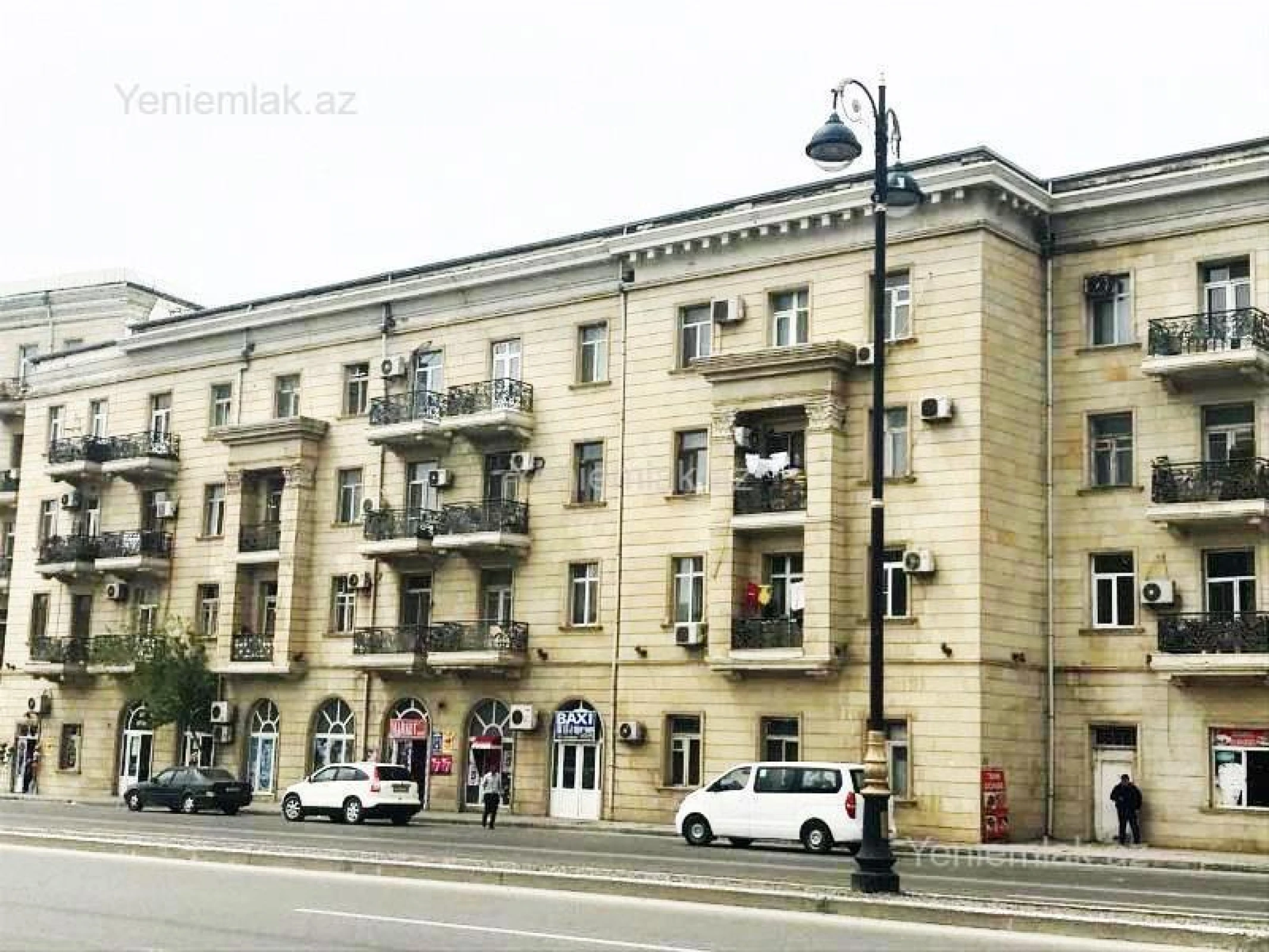 Satılır 3 otaqlı köhnə tikili 85 m²