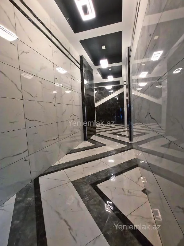 Satılır 3 otaqlı yeni tikili 200 m²