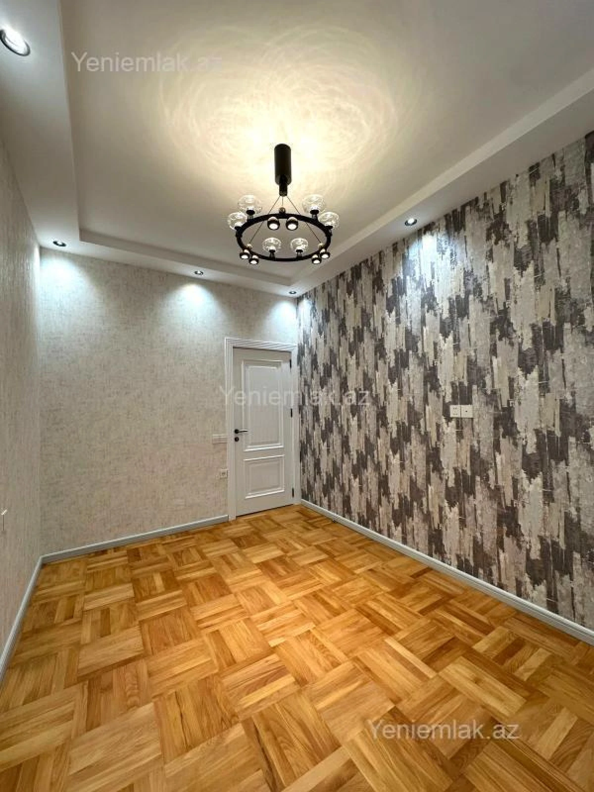 Satılır 3 otaqlı köhnə tikili 95 m²