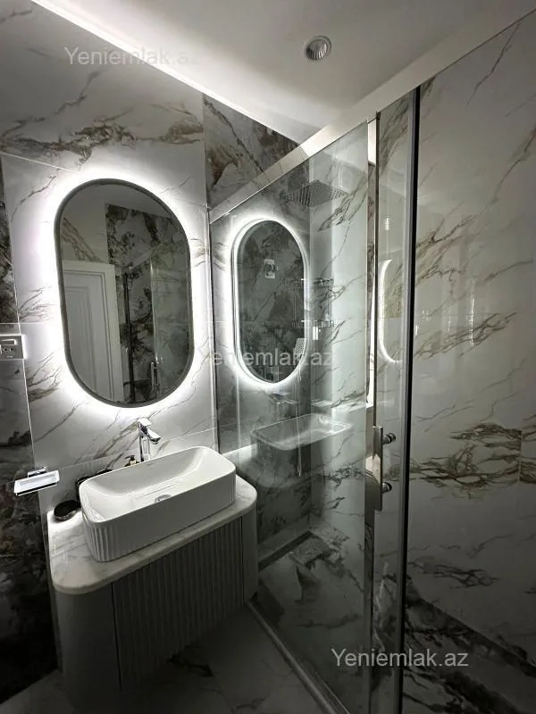 Satılır 3 otaqlı köhnə tikili 95 m²