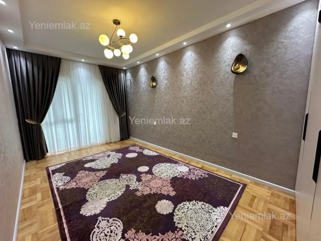 Satılır 3 otaqlı köhnə tikili 95 m²