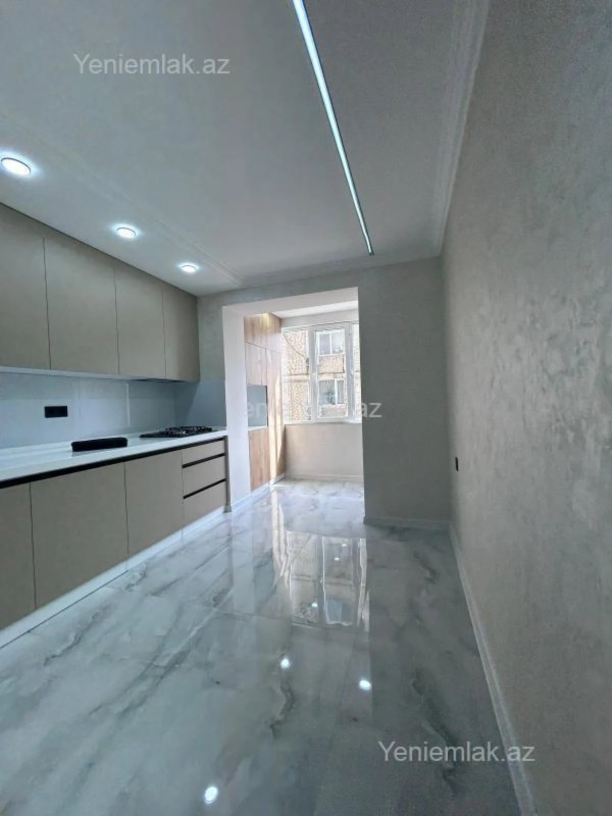 Satılır 3 otaqlı köhnə tikili 70 m²