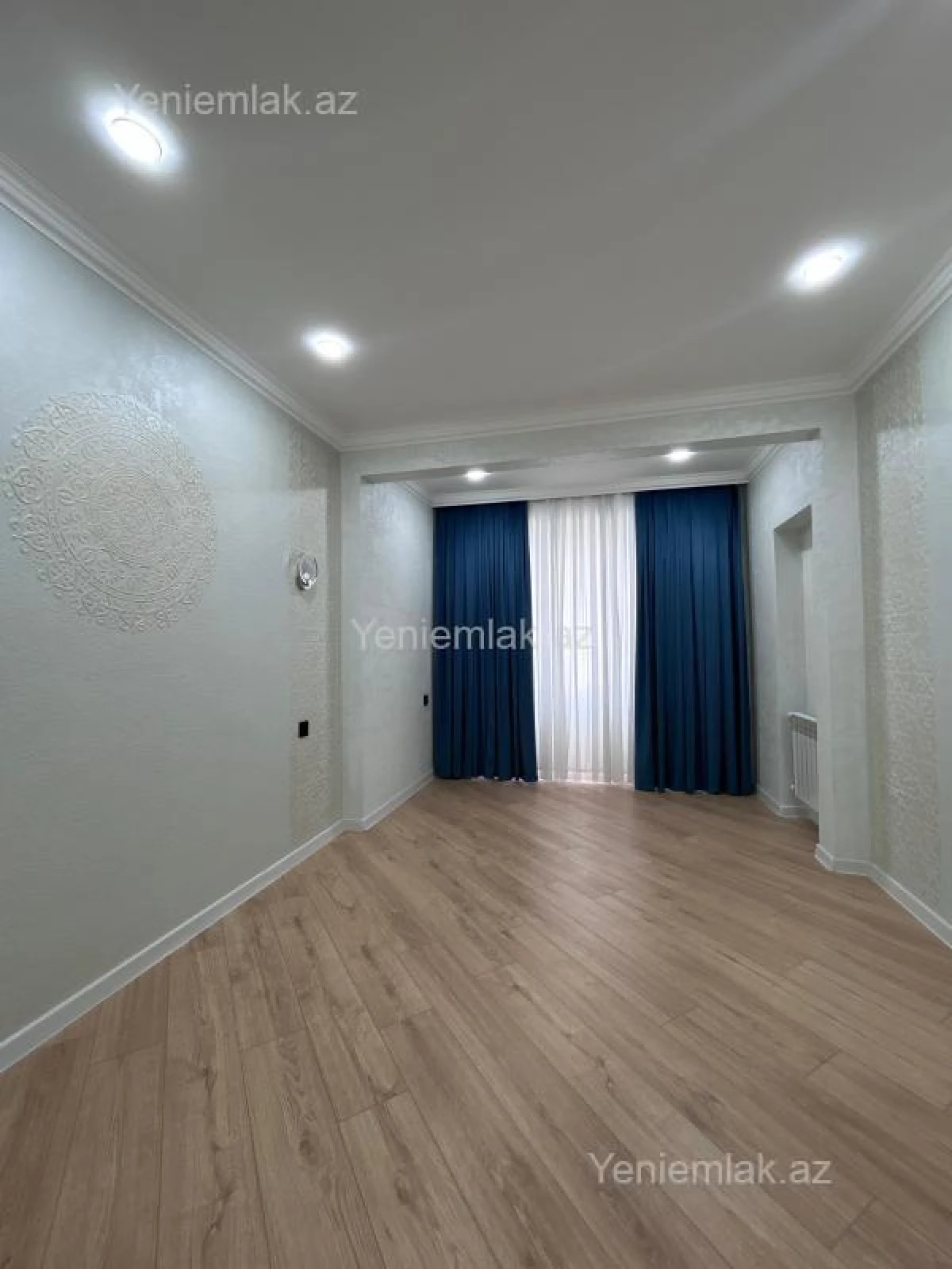 Satılır 3 otaqlı köhnə tikili 70 m²