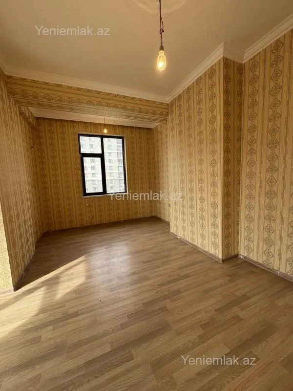 Satılır 3 otaqlı yeni tikili 110 m²