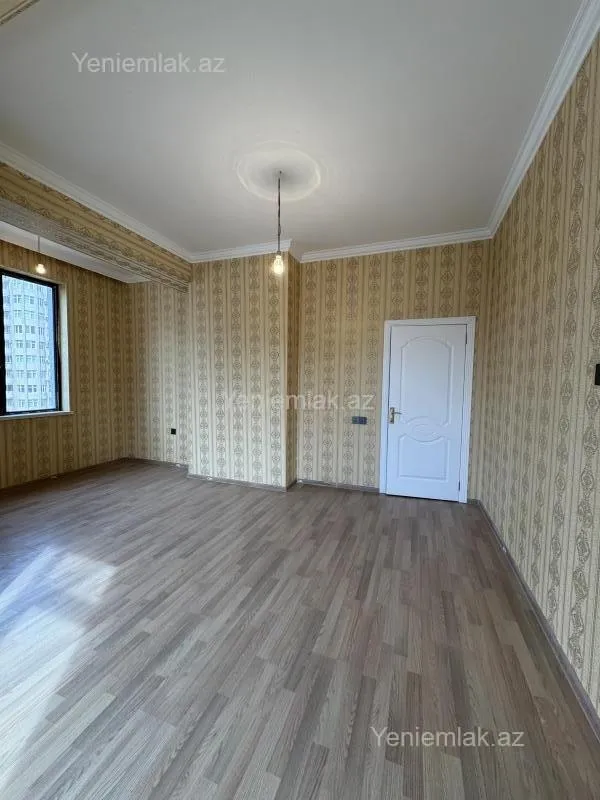 Satılır 3 otaqlı yeni tikili 110 m²